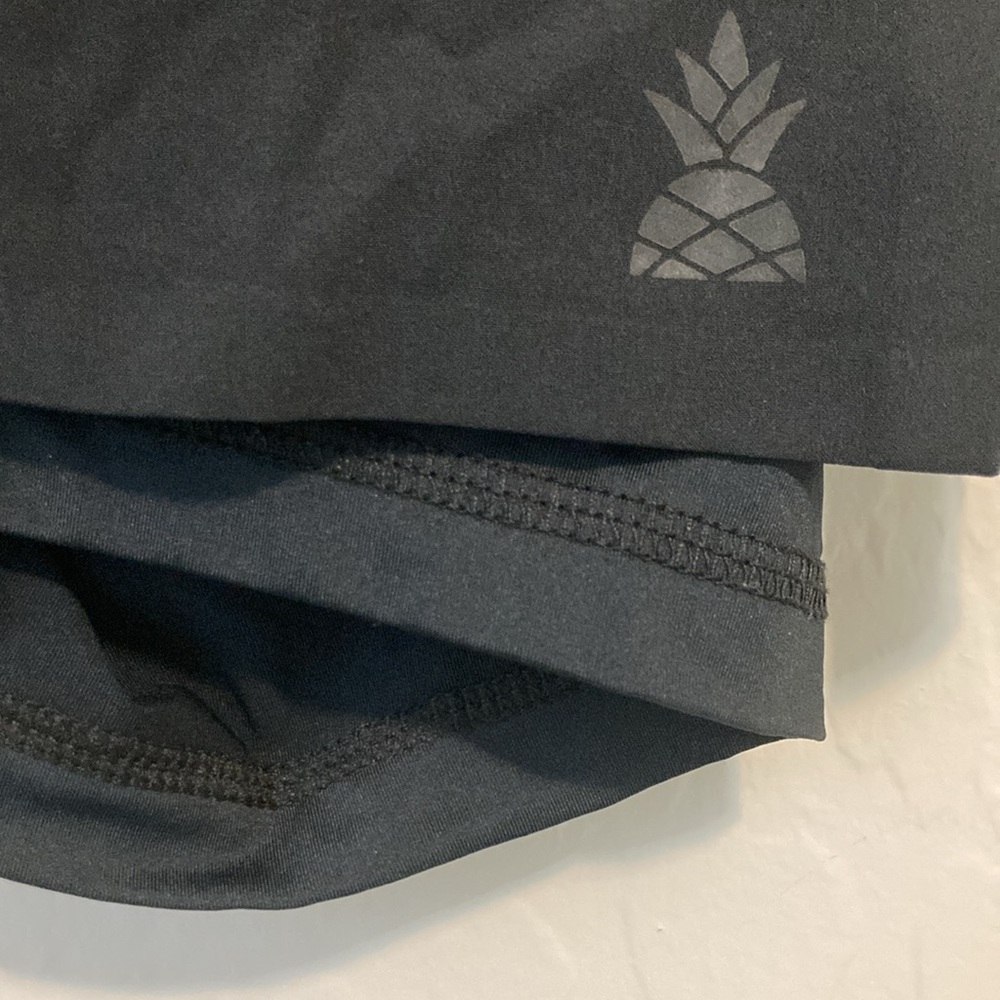 NWOT CHUBBIES PERFORMANCE SHORTS 4 inseam | M - Picture 2 of 6